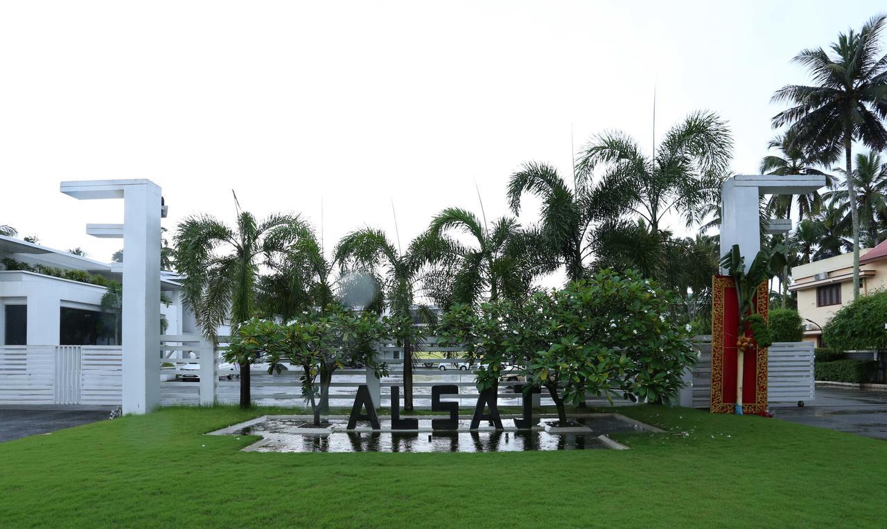 Treebo Trend Al Saj Convention Centre Kazhakuttam Exterior photo